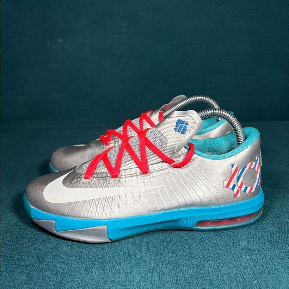 Nike KD Barber Shop Silver sneakers size 6.5Y/8Women